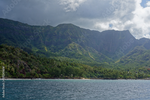 hiva oa, baie de pamau, iles marquises, polynesie francaise