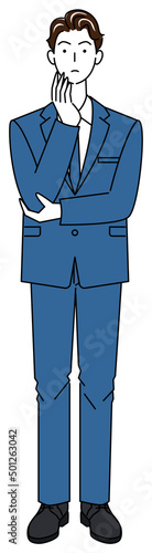 真剣に決策を考えているスーツ姿の可愛い男性 全身 立ち姿 イラスト ベクター