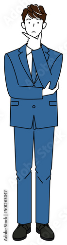 真剣に決策を考えているスーツ姿の可愛い男性 全身 立ち姿 イラスト ベクター
