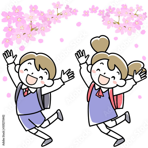 飛び跳ねる新一年生と桜