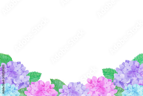 イラスト素材：水彩絵の具で描いたかわいい紫陽花の横位置の背景 下部のみに配置（紫・ピンク・水色） 