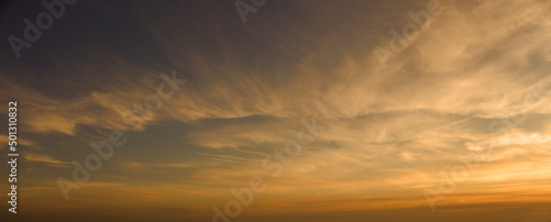 Fényképezés overlay sunset sky with clouds photo background