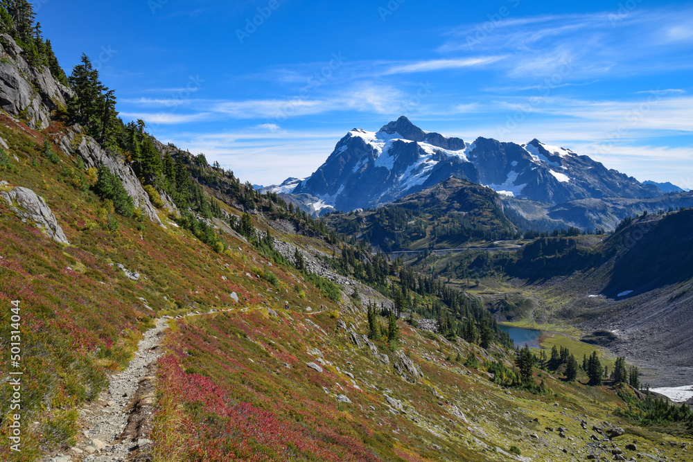 Naklejka premium Mount Shuksan in the North Cascades National Park, Washington, United States of America