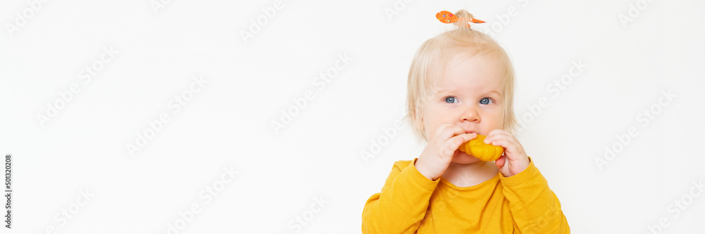 A little Caucasian girl is playing with toys on a white background. 1 year old, the child is wearing an orange T-shirt and playing with orange toys. High quality photo
A little Caucasian girl is playing with toys on a white background. 1 year old, the child is wearing an orange T-shirt and playing with orange toys. High quality photo
