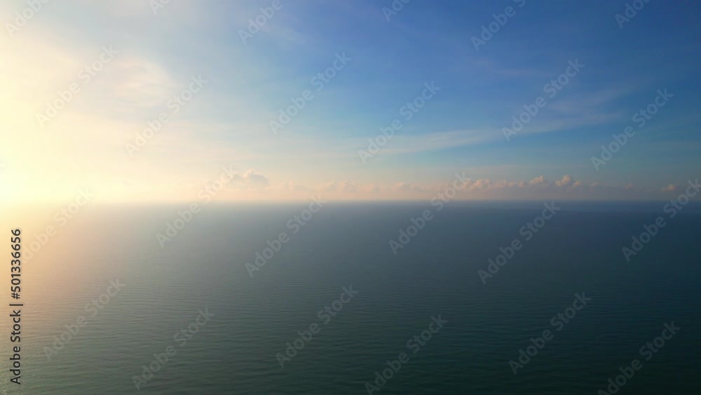 4K drone aerial view of beautiful ocean waves, fly over the sea, small waves in the sea. sea in the tropics. Background footage for summer. cinematic drone shot
4K drone aerial view of beautiful ocean waves, fly over the sea, small waves in the sea. sea in the tropics. Background footage for summer. cinematic drone shot