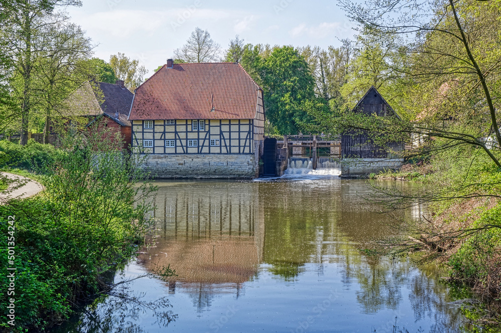 Historische Mühle an einem Schlosspark in Rheda-Wiedenbrück Historische Mühle an einem Schlosspark in Rheda-Wiedenbrück