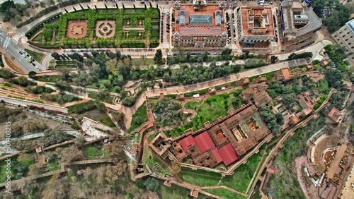 Zamek Gibralfaro i Alcazaba topdown zdjęcie z lotu ptaka