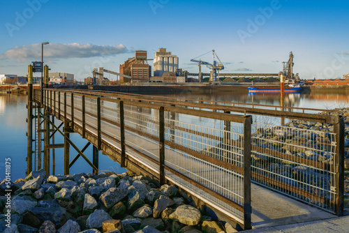 Blick in den Industriehafen Bremen