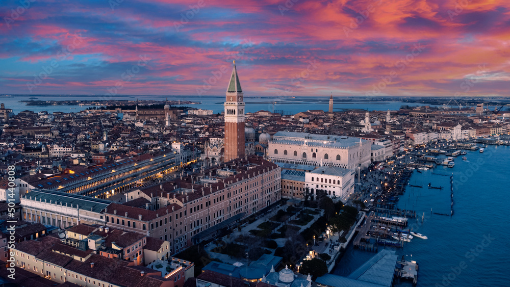 Naklejka premium beautiful aerial view of Venice 