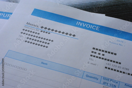 INVOICE , Invoice, インボイス, 請求書, ビジネス, business, 営業, 貿易, 輸出, 輸入, 円安, 円高, 税金, 書類,　ビジネス書類