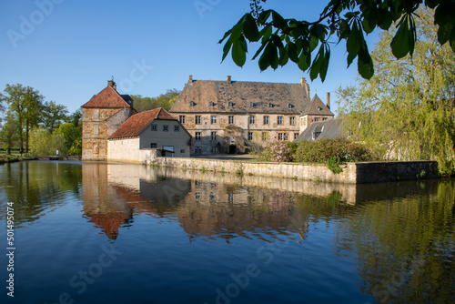 Manor with lake in Germany © Yume