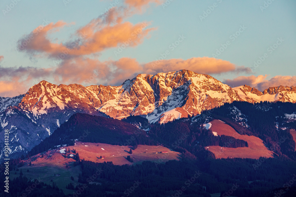 Allgäu - Sonthofer Hof - Frühling - Sonnenköpfe - Sonnenuntergang - Alpenglühen 