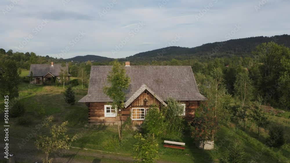 Wieś w Beskidach Wieś w Beskidach