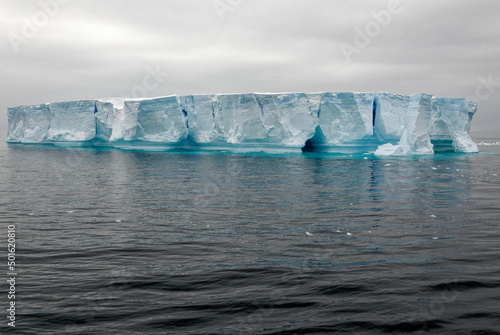 Antartica - Tabular Iceberg in Bransfield Strait © adfoto
