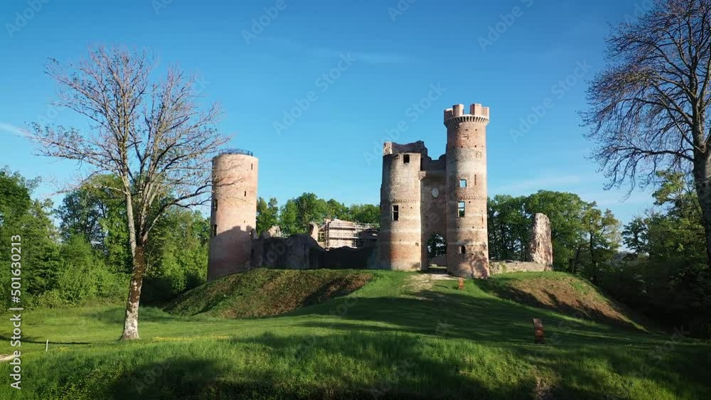 château médiéval de Bressieux château médiéval de Bressieux