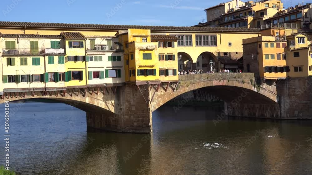 Europe, Italy , Florence 2022 - Historic Ponte Vecchio bridge over the Arno River in Florence Italy near Cattedrale di Santa Maria del Fiore Europe, Italy , Florence 2022 - Historic Ponte Vecchio bridge over the Arno River in Florence Italy near Cattedrale di Santa Maria del Fiore