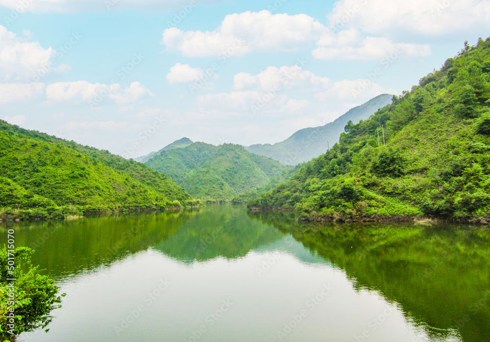 Huangyuan Reservoir in Hengfeng, Shangrao, Jiangxi, China Huangyuan Reservoir in Hengfeng, Shangrao, Jiangxi, China