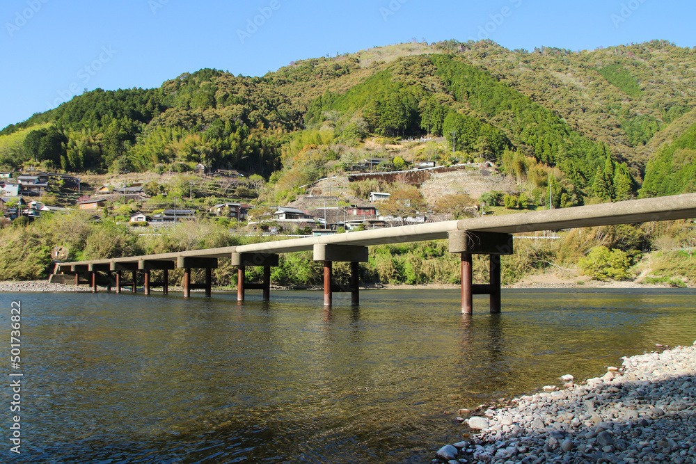 高知県四万十市　岩間沈下橋の風景
