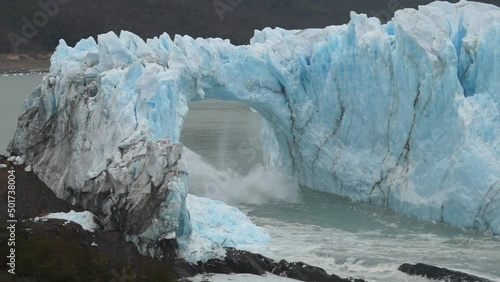 Perito Moreno Glacier Calving Event in HD – Huge Ice Chunks Breaking Off and Falling into Lake Argentino, Patagonia's Most Iconic Natural Wonder