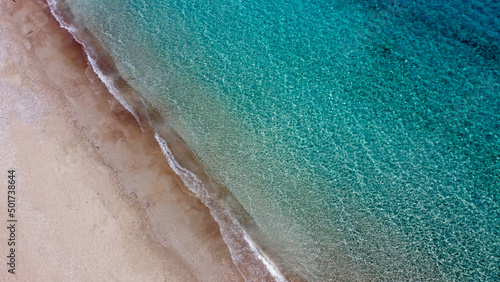 Foto beach with crystal clear turquoise waters - Kounoupi Beach, Paralia Kounoupiou,