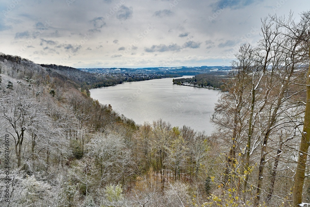 Obraz premium Schnee im Frühling