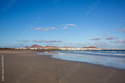 Obraz na płótnie Famara beach and El Jable desert at sunrise, Spain w salonie