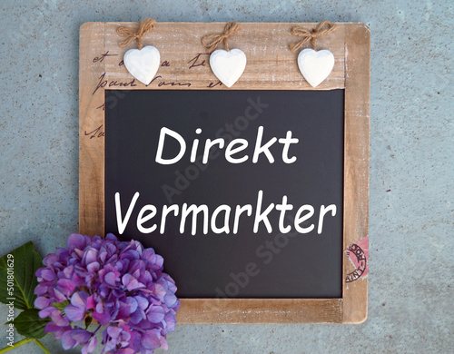 Direktvermarktung - Kreidetafel mit Hortensie