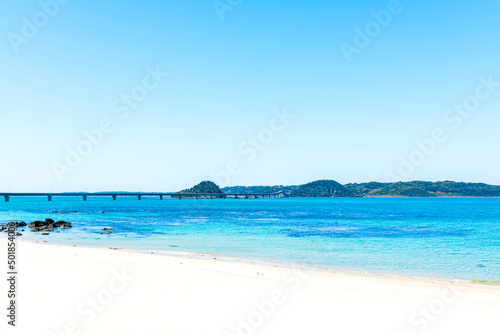 角島とビーチ