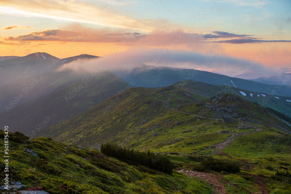 Fototapeta premium Fog in the mountains of the Eastern Carpathians. Ukraine.