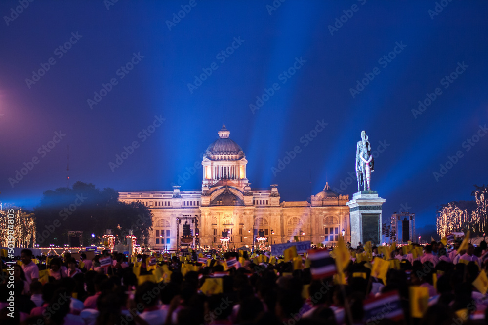 Naklejka premium The Ananta Samakhom Throne Hall in Bangkok, Thailand, is a royal reception hall within Dusit Palace. It is now employed from time to time for certain state occasions