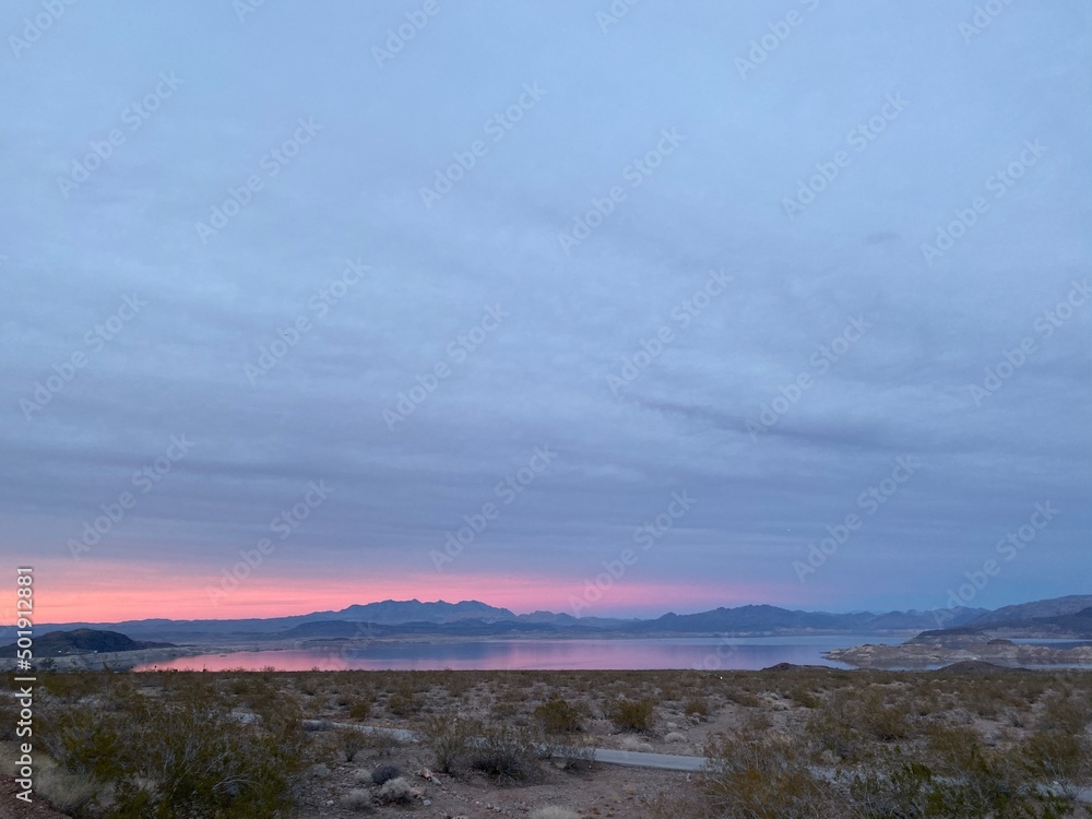 Obraz premium sunset in the mountains