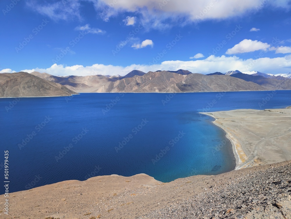 Pangong Lake in Ladakh, India blue salty lake, world 's highest Pangong Lake in Ladakh, India blue salty lake, world 's highest