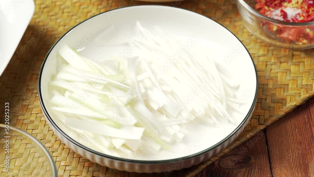 Northeast China's specialty cold dish - hand-shredded pork heart Northeast China's specialty cold dish - hand-shredded pork heart