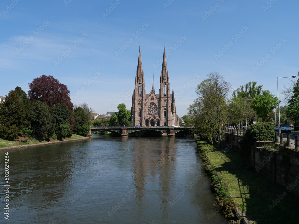 Neugotische Kirche Église réformée Saint-Paul in an der Ille in Straßburg (Elsass, Frankreich)