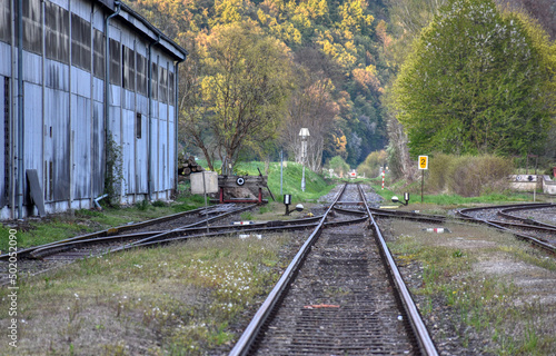 Lost Place, Urban Exploring, Bahnhof, Donauuferbahn, Weins, Isperdorf, Ysperdorf, Normalspur, Gleis, historisch, Schienen, Gleise, Schwelle, Schwellen, Bahnschwelle, Gleisende, Endbahnhof, Prellbock, 