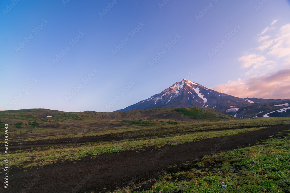 koryaksky volcano in the morning