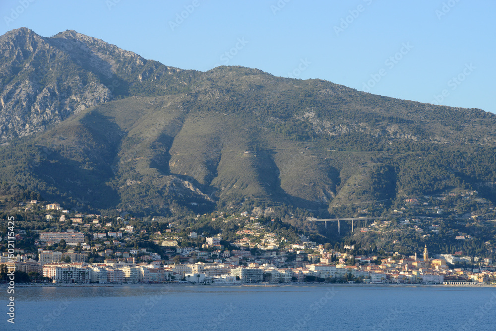 vue panoramique sur Menton - Alpes-Maritimes Côte d'Azur