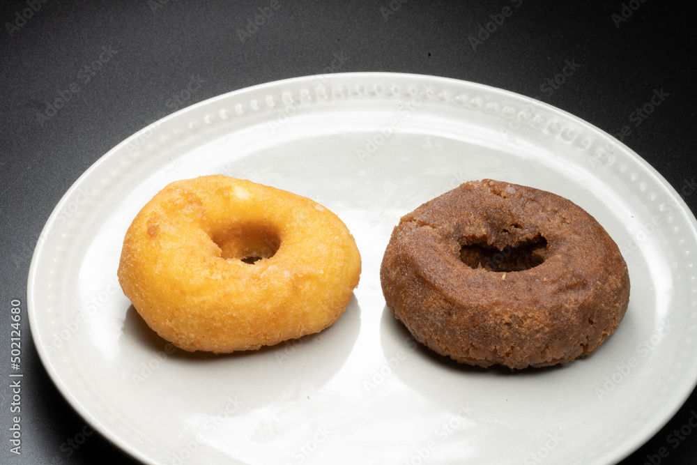donuts with chocolate