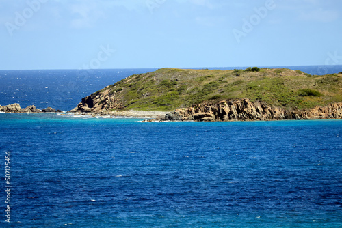 Obraz na płótnie Beautiful landscape view of U.S. Virgin Islands National Park on the island of Saint John during the day. w salonie