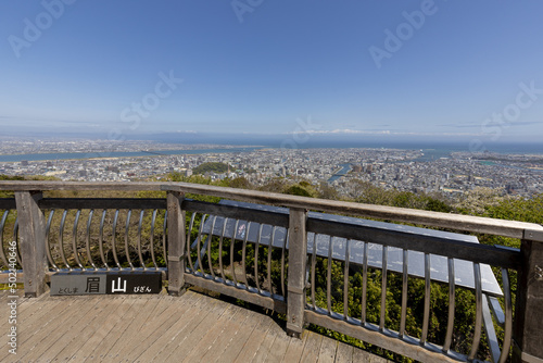 眉山山頂からの徳島市の眺め（徳島県徳島市） © Yoshinori Okada