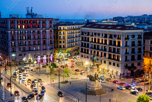 Fotografie Piazza Giuseppe Garibaldi de Naples