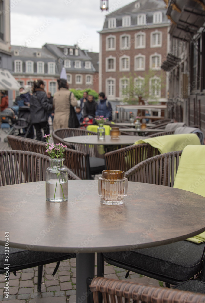 Naklejka premium Aachen: Restaurant, Tische