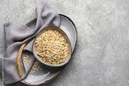 Healthy breakfast oatmeal f...