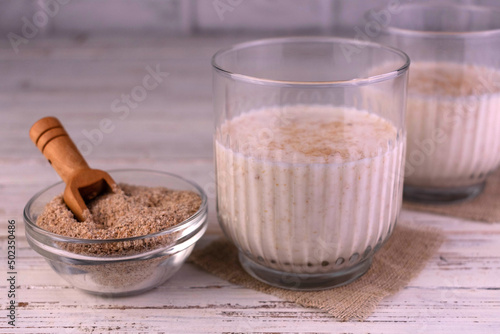 Yogurt and wheat bran. Healthy food.