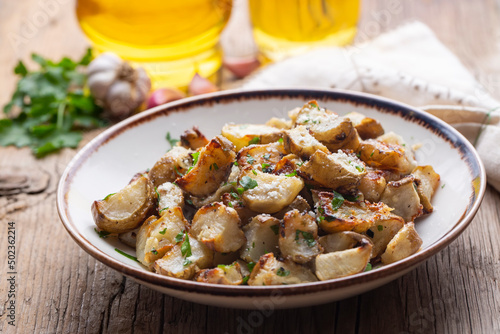 Homemade Roasted Jerusalem Artichoke Sunchokes with Garlic and Cheese