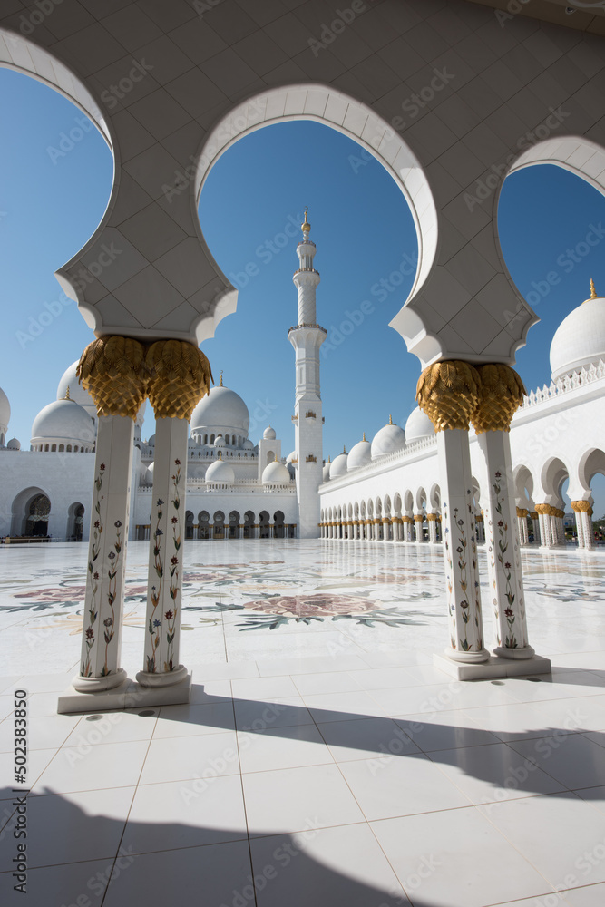 Fototapeta premium courtyard of the mosque