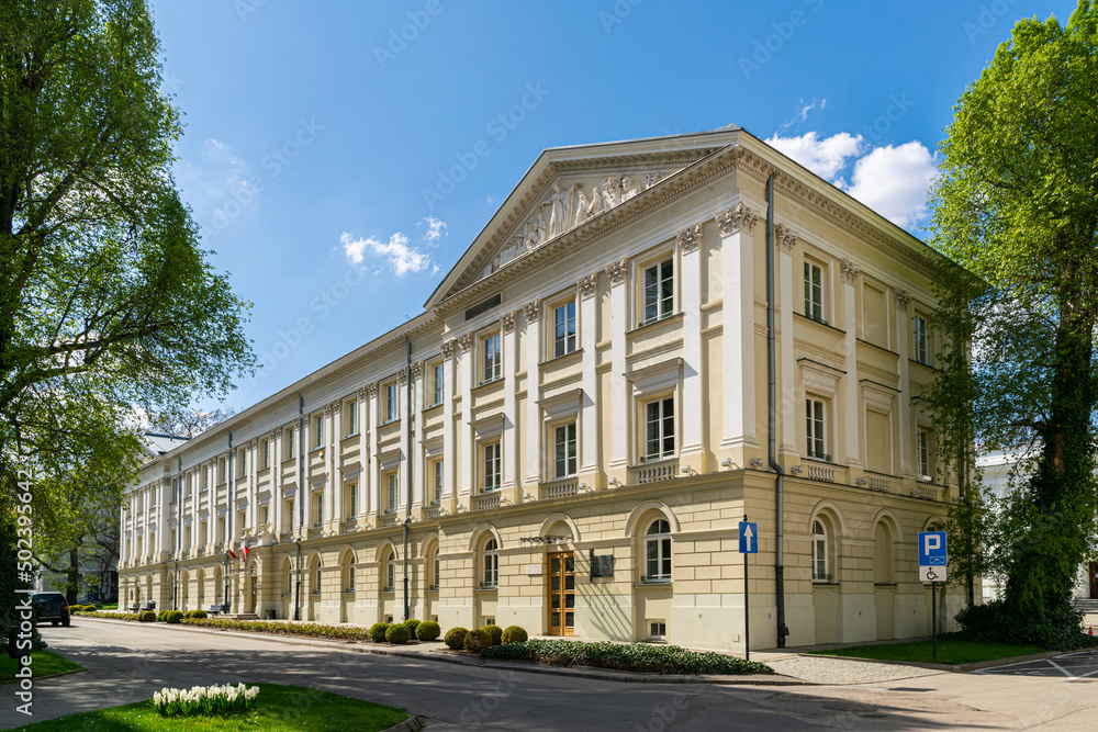 Warsaw University, education in Poland