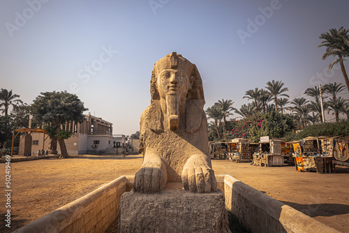 Canvastavla Memphis, Egypt -  November 14, 2021: Sphinx Statue of Queen Hatshepsut in the an