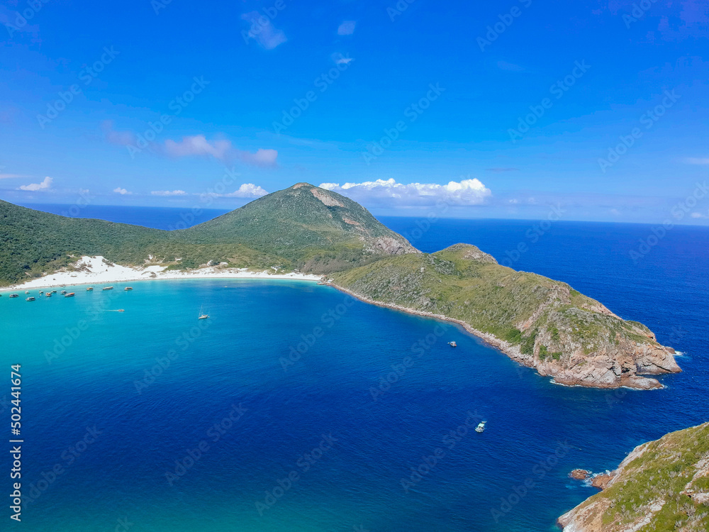 Fototapeta premium view of the sea and mountains