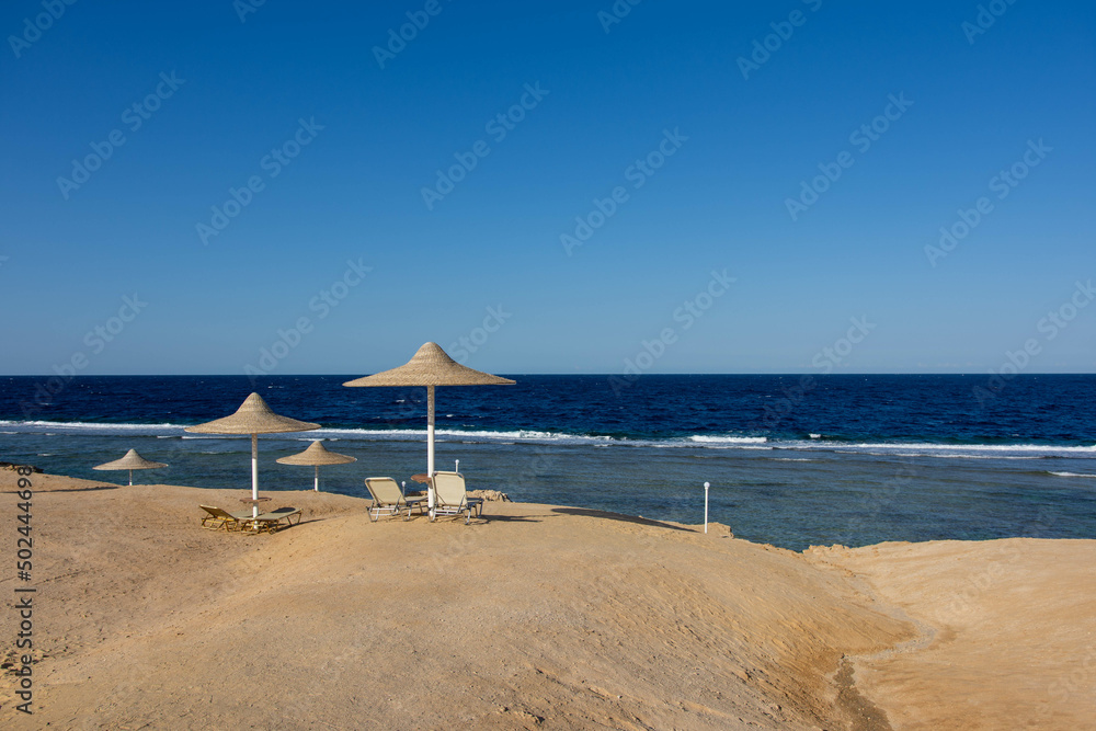 Fototapeta premium beach with umbrellas
